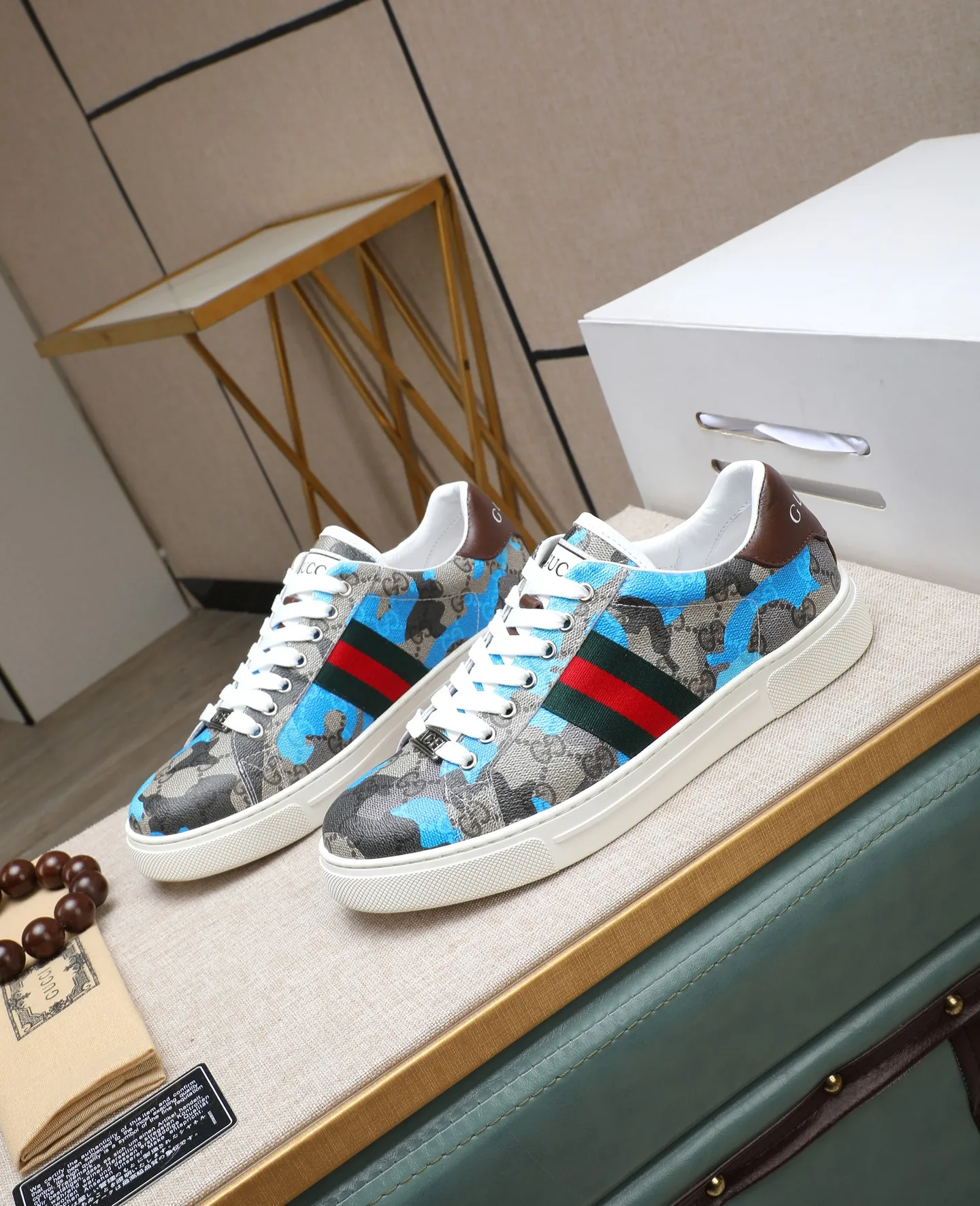 Men's men's shoes 💰440 GUCCI🔍🔍The latest model is on sale at the same time at the counter. Original calfskin imported from Italy, genuine leather lining, (high-end, noble, and classy) with exquisite workmanship. Sole: Original sole provided by the original factory, ⚠Exclusive double-layer movable molded sole super comfortable⚠, real shot 🎬The real thing is better🔍🔍"High quality·Follow the order" Code number 38-44